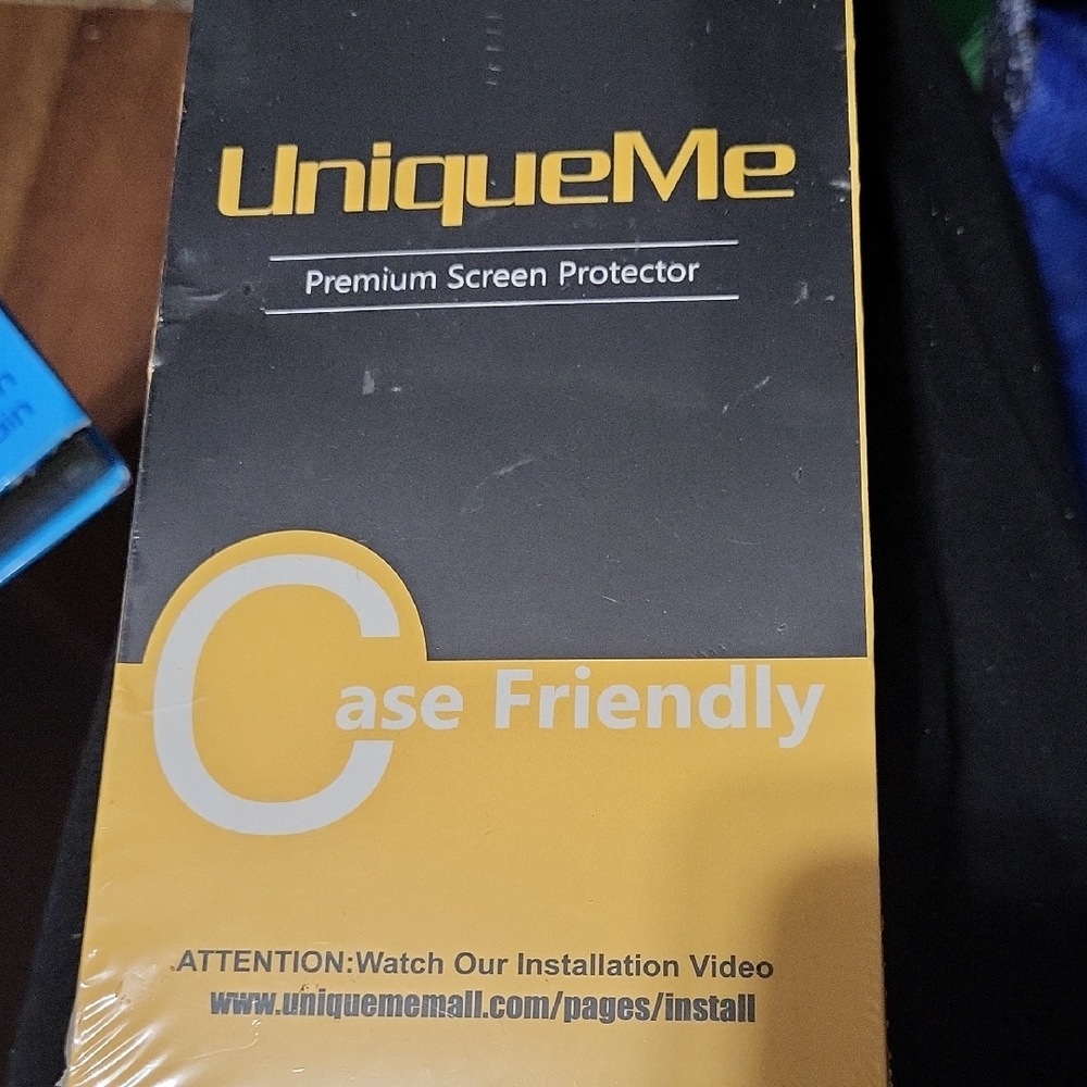 Nique Yellow Premium Screen Protector - Case Friendly